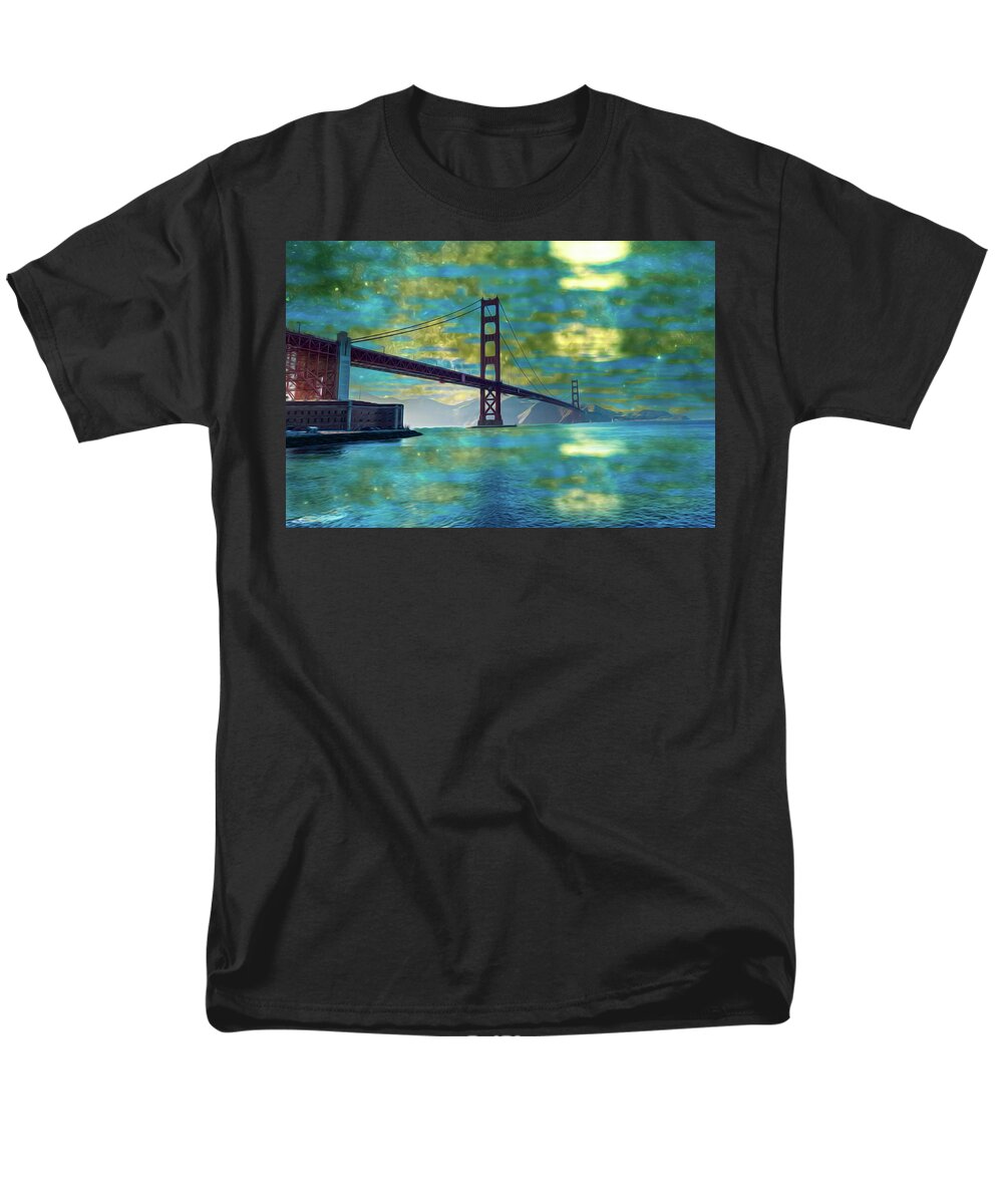 Golden Light on a Goldne day in the Golden Gate Bridge - Men's T-Shirt (Regular Fit)