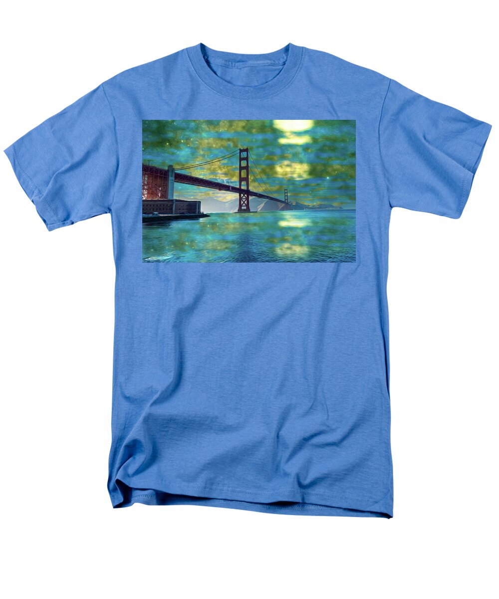 Golden Light on a Goldne day in the Golden Gate Bridge - Men's T-Shirt (Regular Fit)