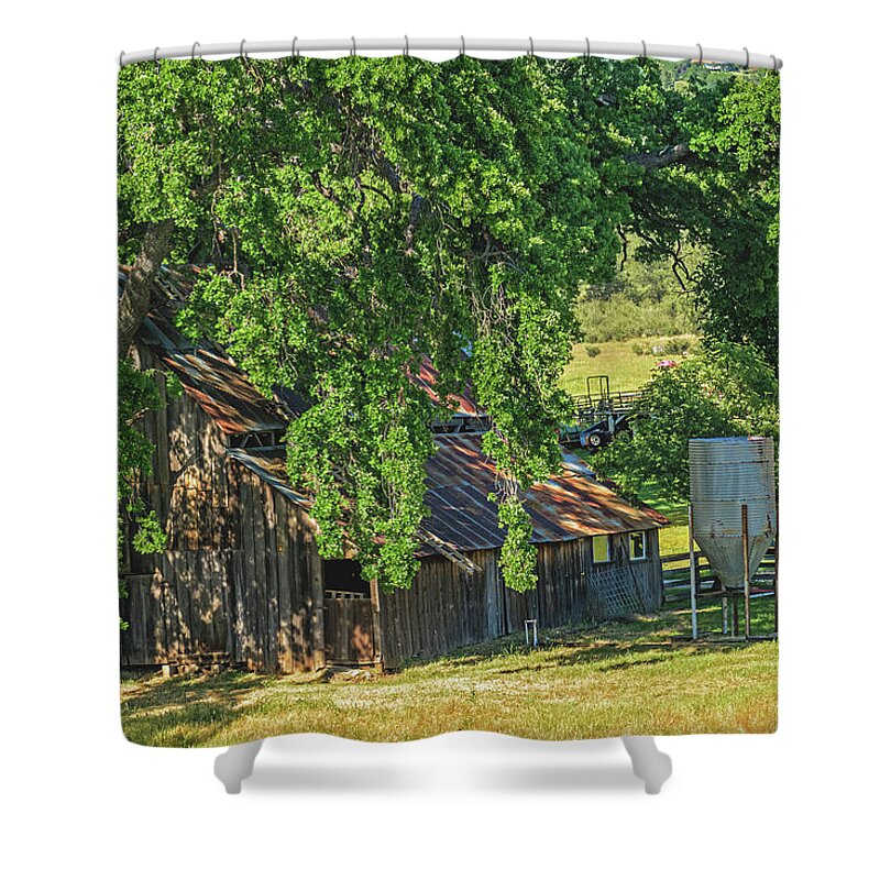 Outdoor Barn Central California - Shower Curtain