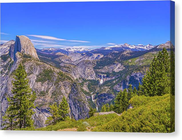 Vibrant Wonderful Landscape From Glacier Point - Canvas Print