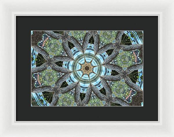 Wood Links Abstract art Kaleidoscope - Framed Print