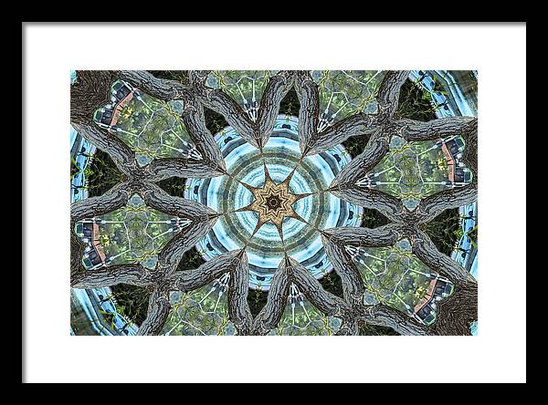 Wood Links Abstract art Kaleidoscope - Framed Print