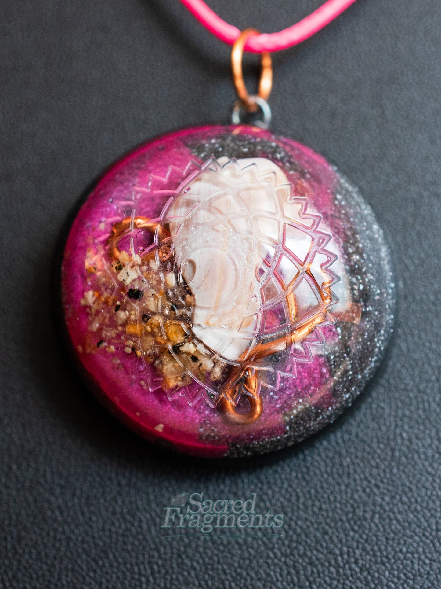 Crown Chakra Orgone Pendant with Shungite Stone