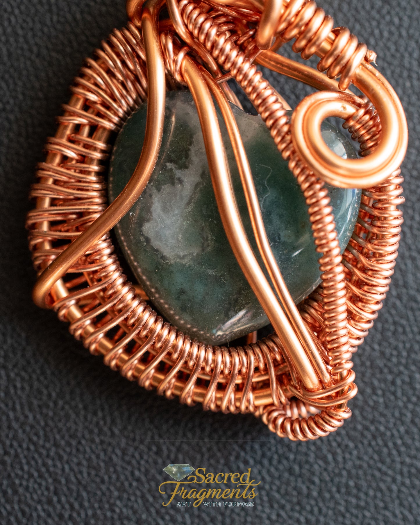 Moss Agate • Clear your Mind Amulet