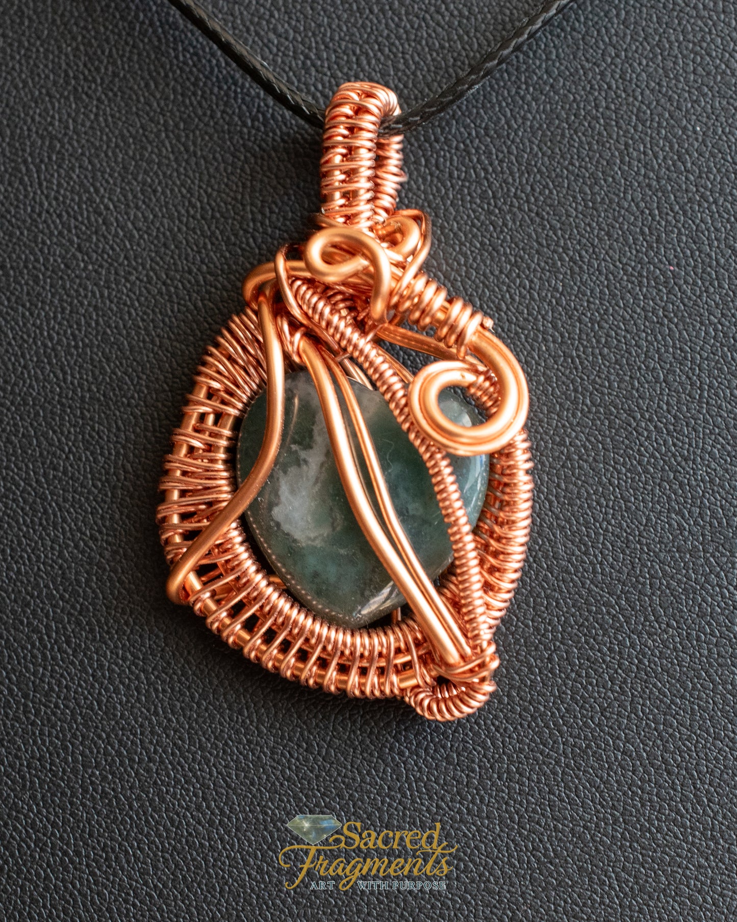 Moss Agate • Clear your Mind Amulet
