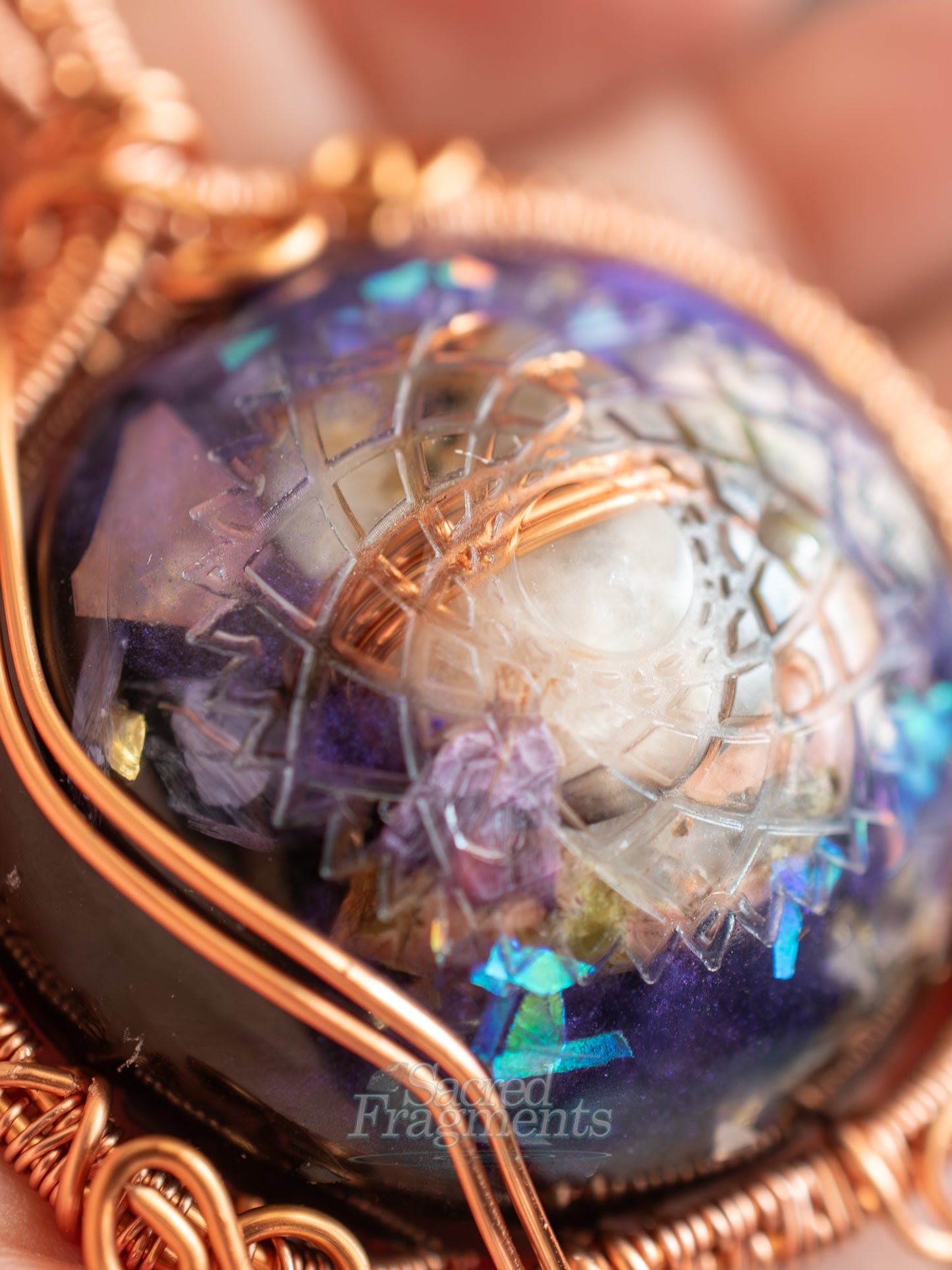 Crown Chakra Orgone Pendant with Shungite Stone