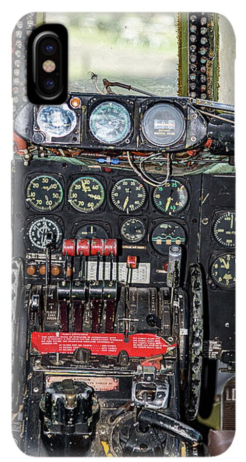 Aviation Cockpit Control Center 8 - Phone Case