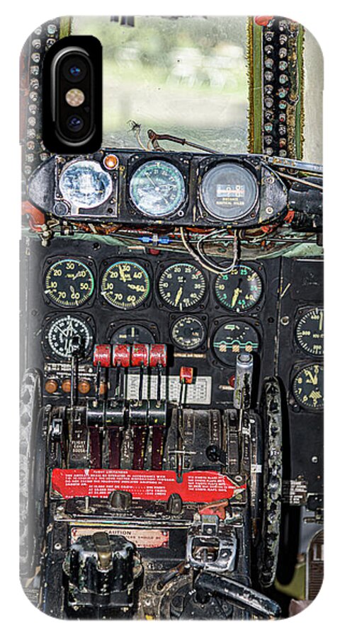Aviation Cockpit Control Center 8 - Phone Case