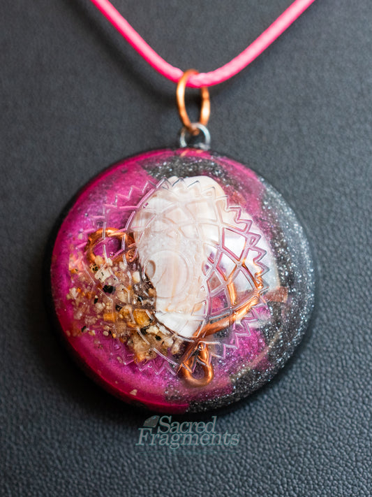 Crown Chakra Orgone Pendant with Shungite Stone