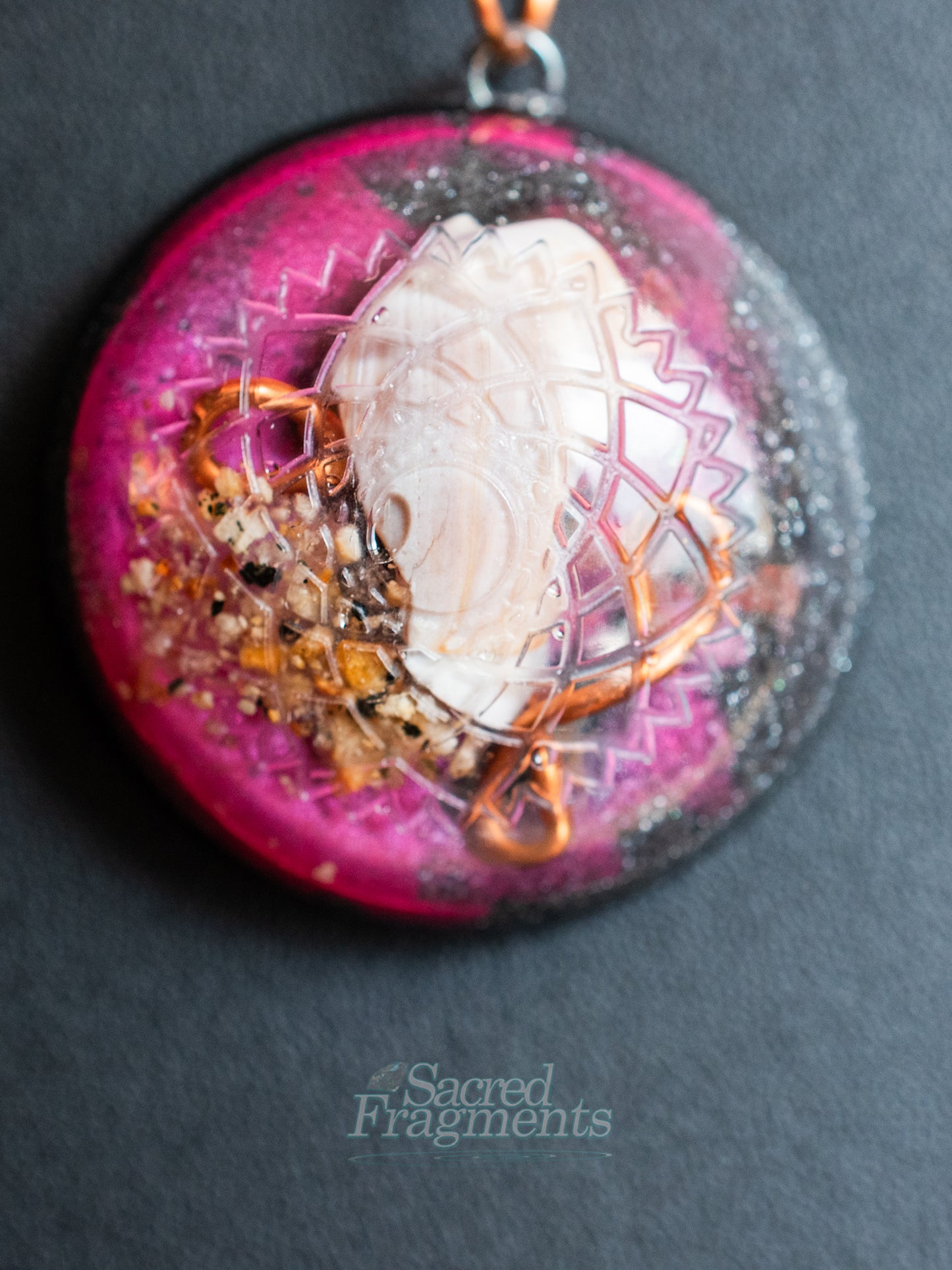 Crown Chakra Orgone Pendant with Shungite Stone