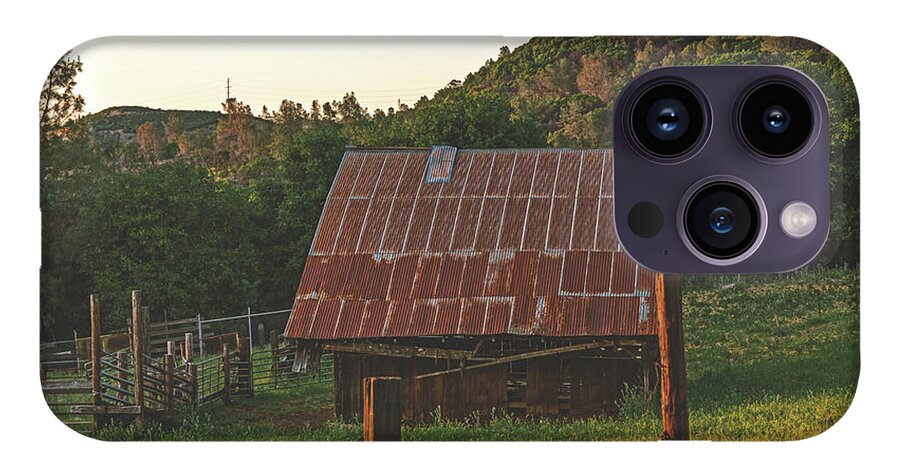 Ladnscape of an Old Barn - Phone Case