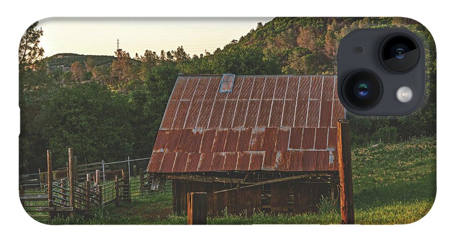 Ladnscape of an Old Barn - Phone Case