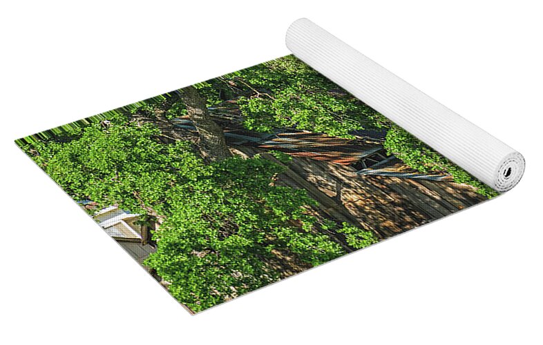 Outdoor Barn Central California - Yoga Mat