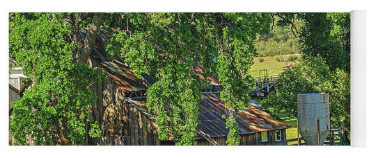 Outdoor Barn Central California - Yoga Mat