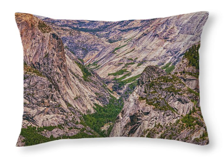 Rocky area from Glacier Point in Yosemite National Park - Throw Pillow