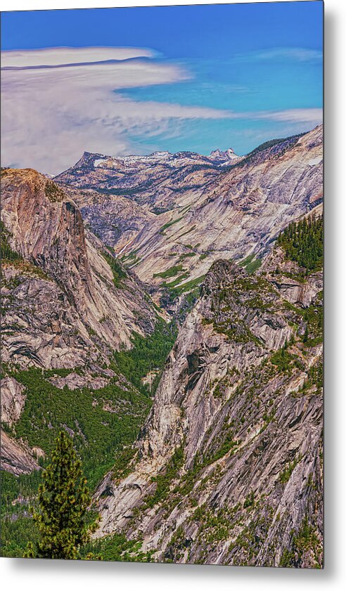 Rocky area from Glacier Point in Yosemite National Park - Metal Print