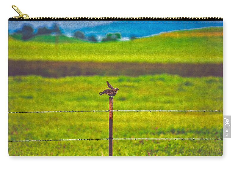 Small Bird Ready for take off Landscape - Zip Pouch