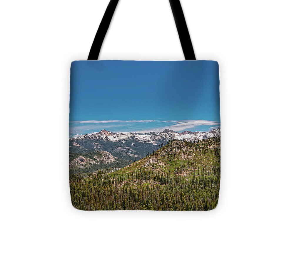 Snowy Yosemite Landscape Scene - Tote Bag